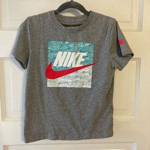 Nike Boys SZ 7 T-Shirt